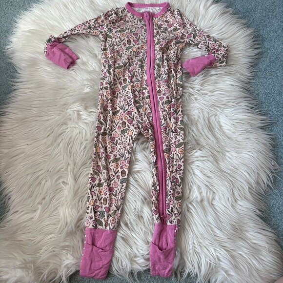 Angel Dear floral bamboo zippy size 6-12 months - Picture 1 of 4